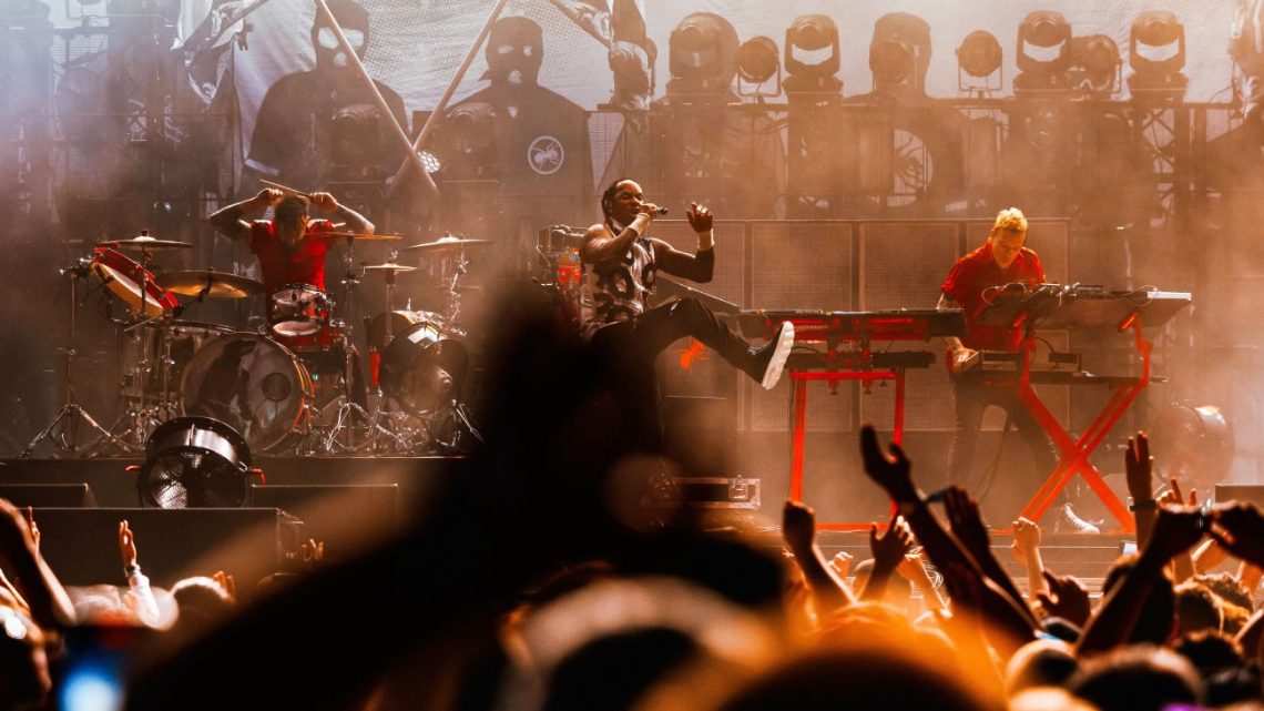 Prodigy 1995 When Noise Became Freedom: The Prodigy in Belgrade 1995 and Their ...